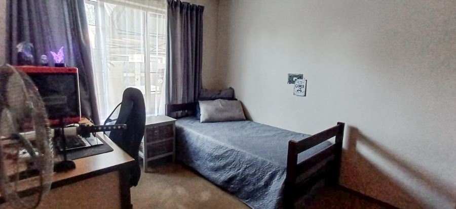 3 Bedroom Property for Sale in Vaalpark Free State